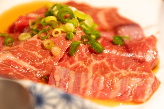 和牛卸直営焼肉 タンとハラミ まっちゃん　肉