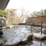 やまびこの湯　露天１