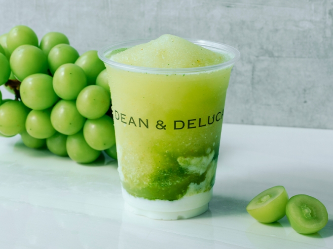 DEAN & DELUCA「シャインマスカットとエルダーフラワーのフラッペ」