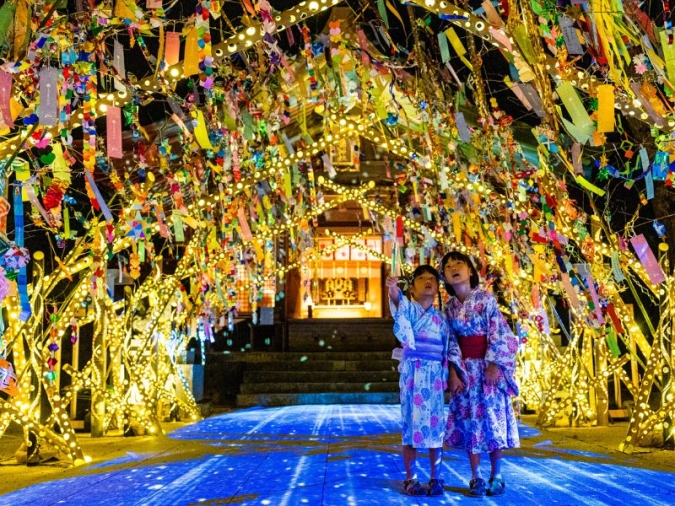 竈門神社　七夕まつり　竹あかり＆プロジェクションマッピング本殿・境内