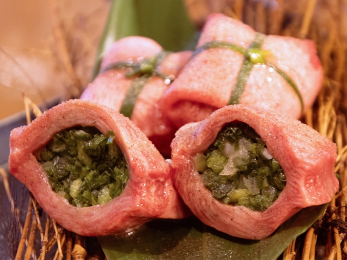 和牛卸直営焼肉 タンとハラミ まっちゃん 二日市店／極上タンの盛り合わせ