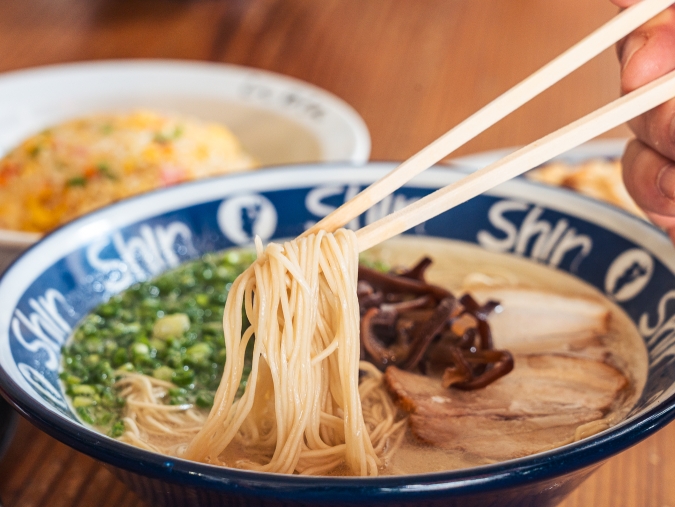 博多らーめんShinShin 天神本店 博多ShinShinラーメン