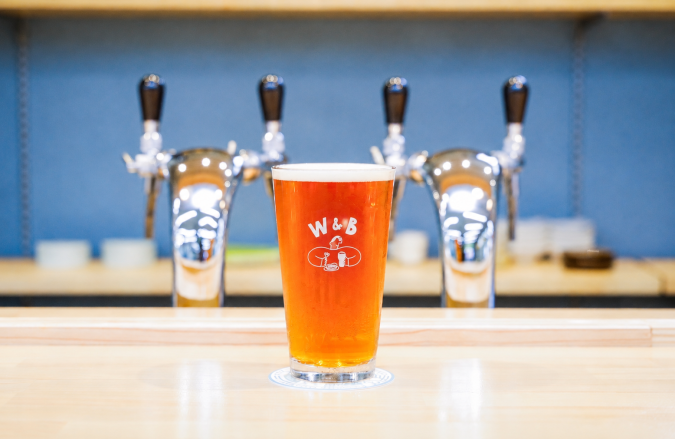 キャナルシティ博多イーストビル W&B ‐WAGYU & CRAFT BEER‐ by AOZORA BREWERY