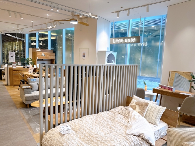 LOWYA キャナルシティ博多店　インスタライブ