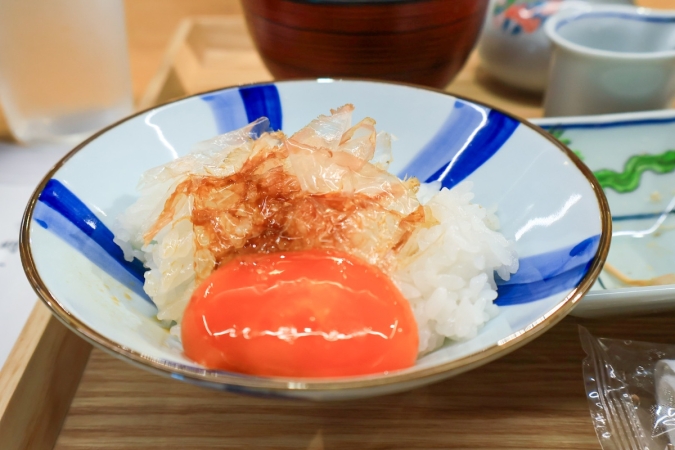 赤坂明徳　卵かけご飯