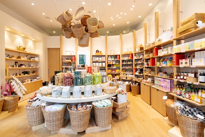 キャナルシティ博多イーストビル　GOOD MARKET KYUSYU　店内