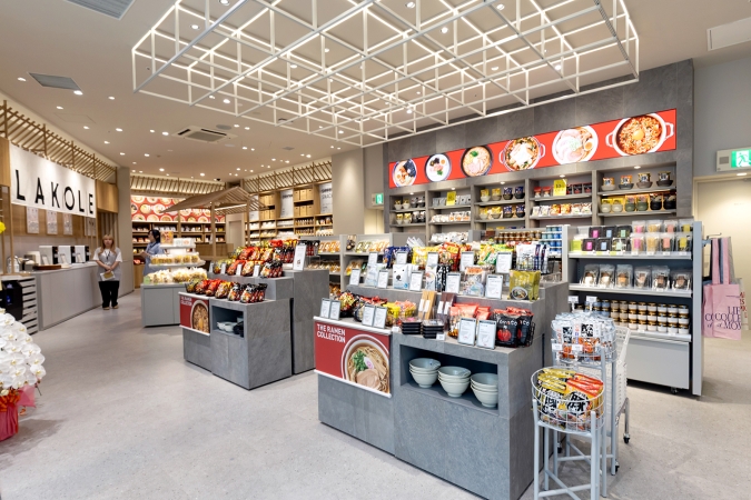 キャナルシティ博多イーストビル　ラコレ　店内