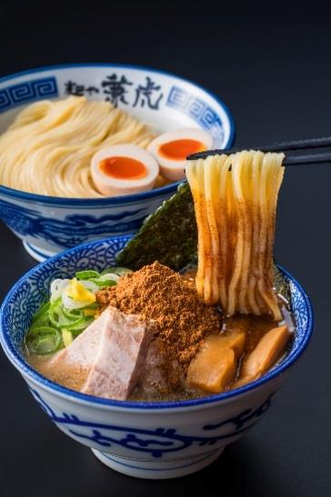 VIERRA（ビエラ）博多テラス 　麺や兼虎 博多駅前店