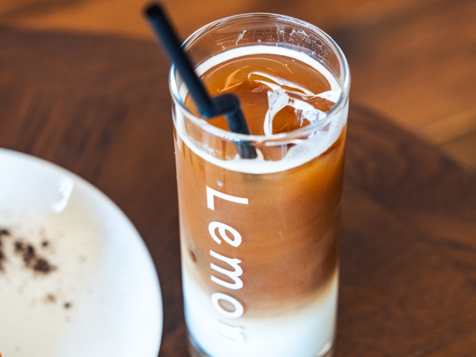 CHEESECAKE Lemon カフェラテ