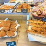 ベッカー　店内パン