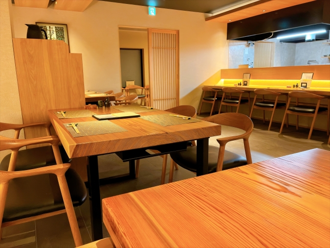 うなぎ竹栄　店内