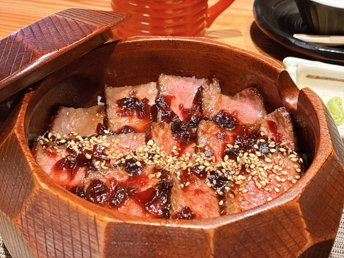 うなぎ竹栄　和牛ひつまぶし
