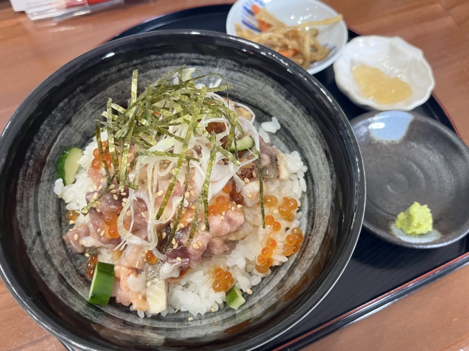 海街丼 海宝丼（上）