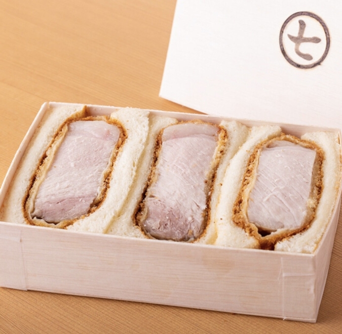 お土産カツサンド　丸七