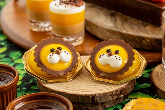 ANAクラウンプラザホテル福岡『チョコレートデザートビュッフェ ～Sweetimal～』のんびりライオンのマンゴーホワイトチョコレートムース