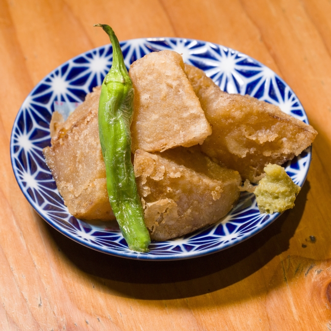 ちんぷんかんぷん博多店 　お出汁で炊いた大根の唐揚げ　